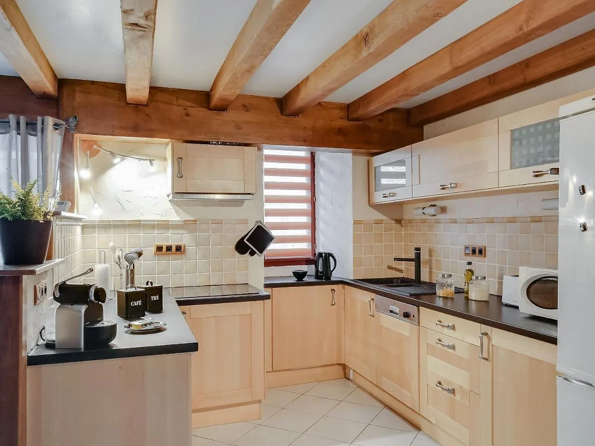 La Cour De Cremieu Apartment